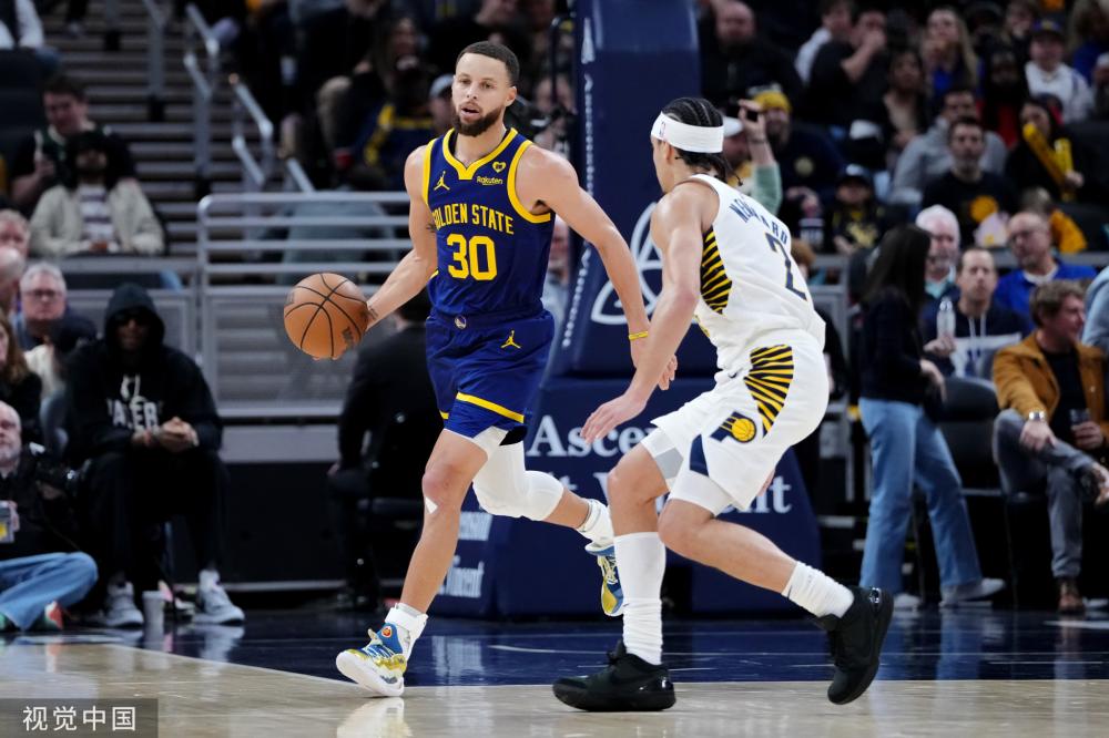 做出巨大贡 做出巨大贡