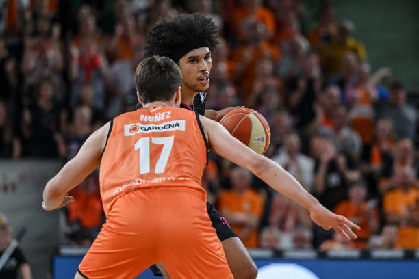 A趋势更看 A趋势更看